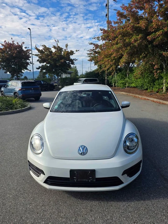 2017 Volkswagen A5 Beetle - Image 2 of 14