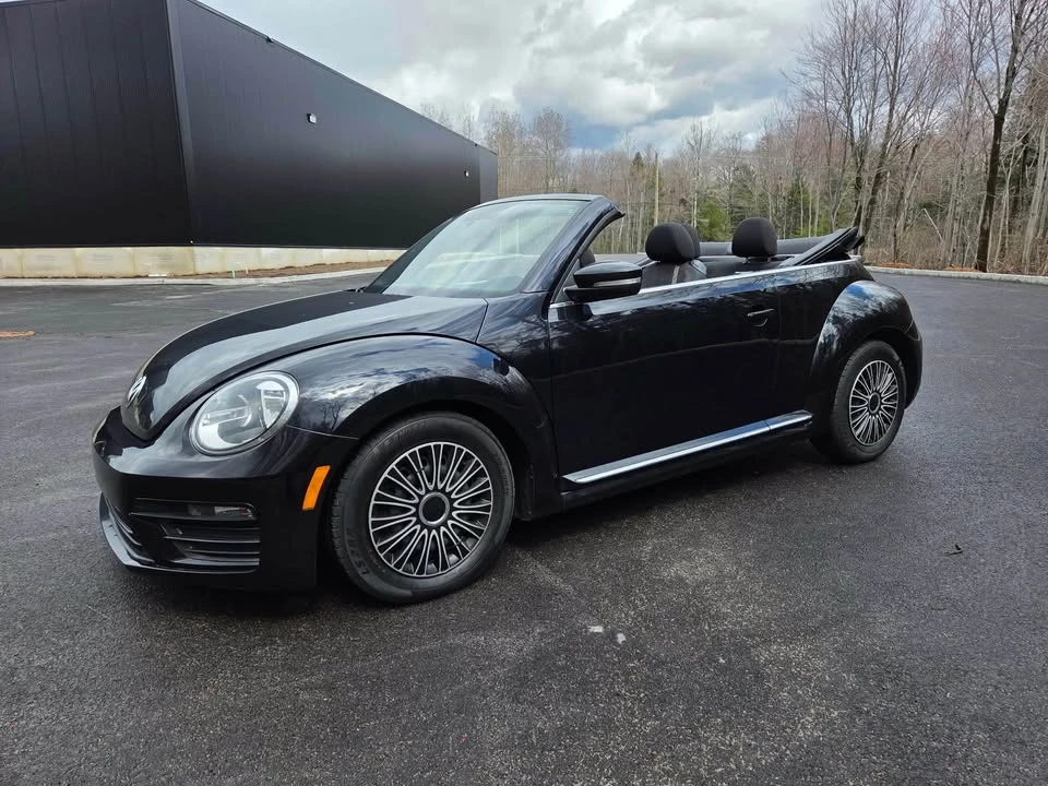 2017 Volkswagen A5 Beetle - Image 2 of 19