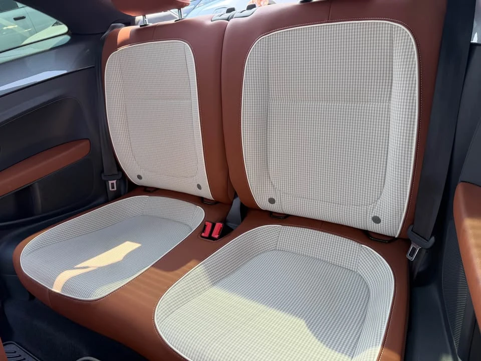 2017 Volkswagen A5 Beetle - Image 7 of 10