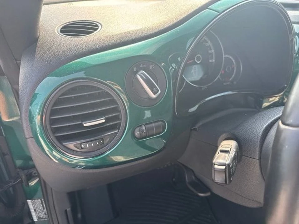 2017 Volkswagen A5 Beetle - Image 5 of 13