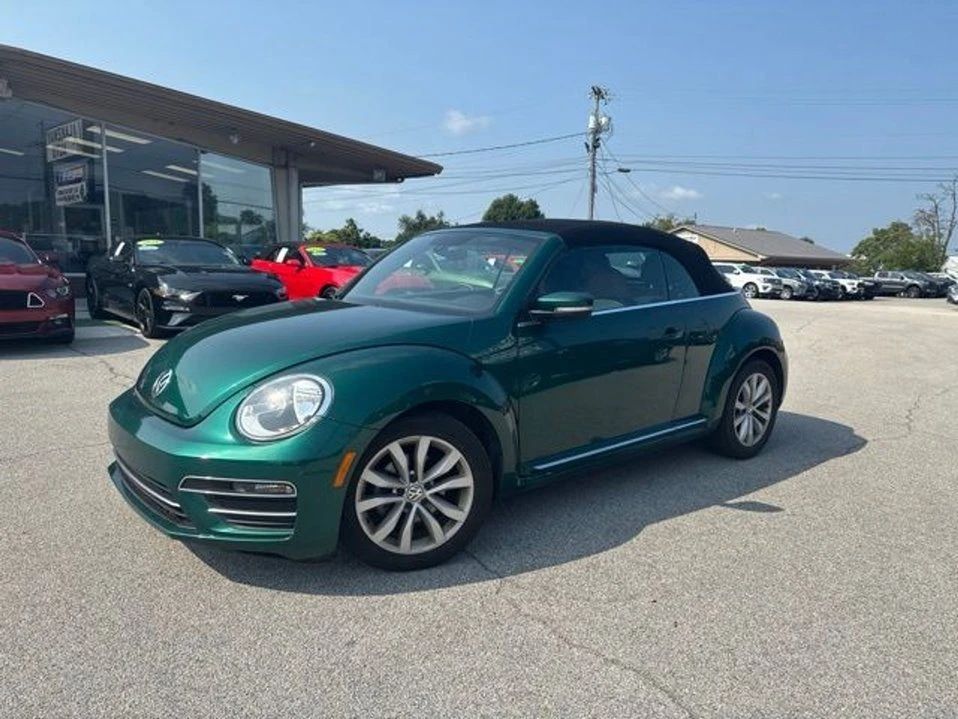 2017 Volkswagen A5 Beetle - Image 2 of 13