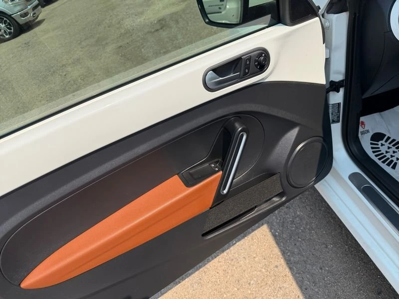 2017 Volkswagen A5 Beetle - Image 11 of 20