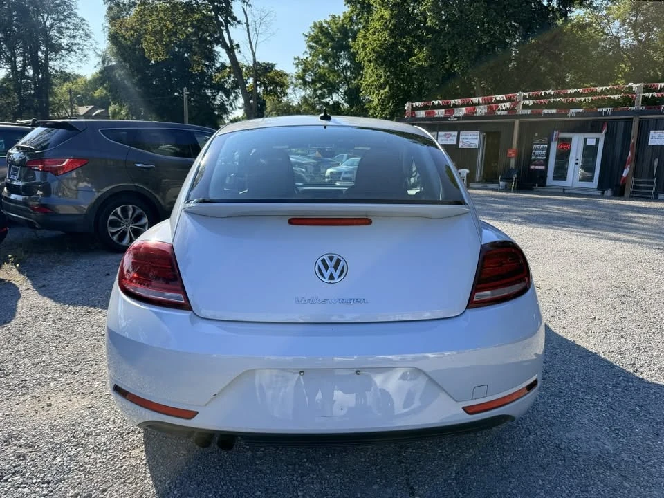 2017 Volkswagen A5 Beetle - Image 5 of 15