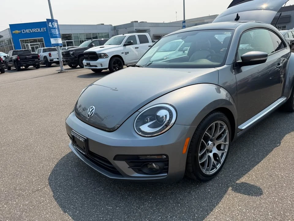 2017 Volkswagen A5 Beetle - Image 8 of 10