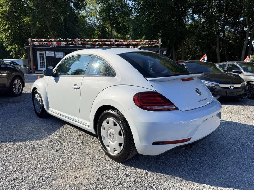 2017 Volkswagen A5 Beetle - Image 4 of 15