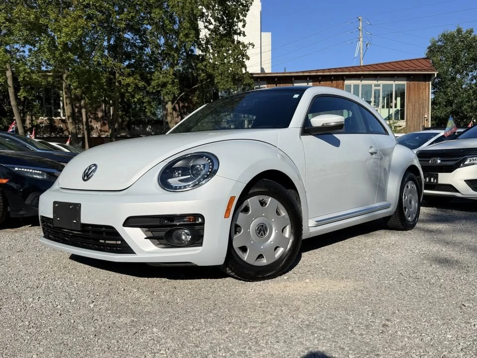 2017 Volkswagen A5 Beetle - Image 2 of 15