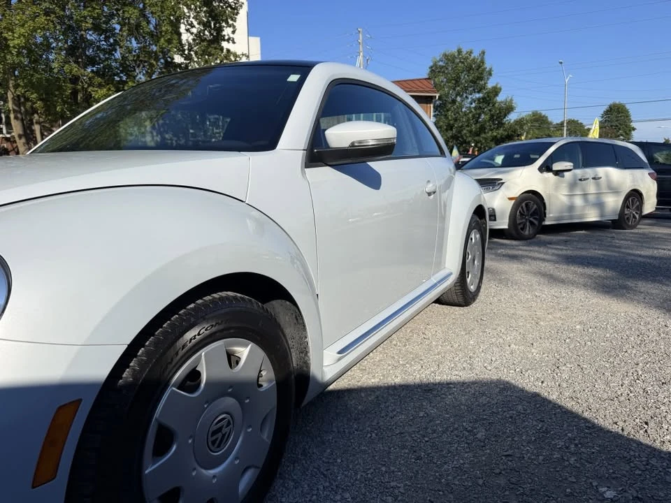 2017 Volkswagen A5 Beetle - Image 11 of 15