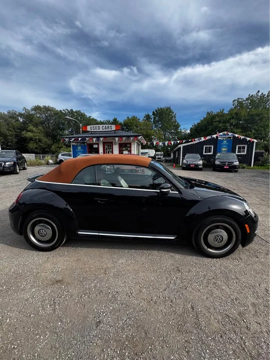 2017 Volkswagen A5 Beetle - Image 3 of 10