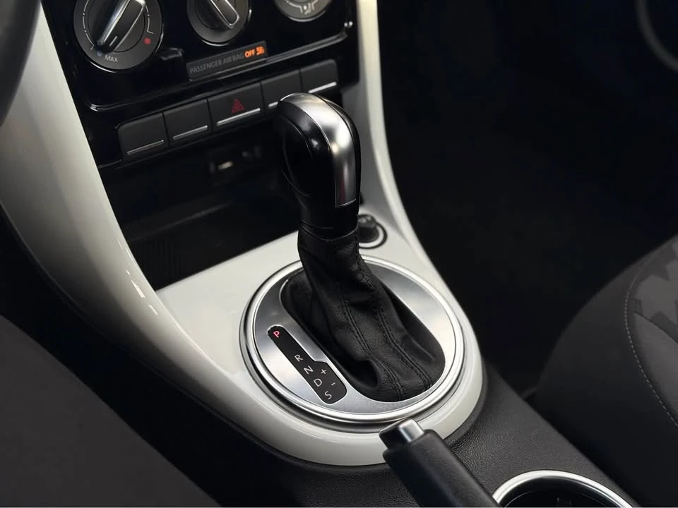 2017 Volkswagen A5 Beetle - Image 17 of 18