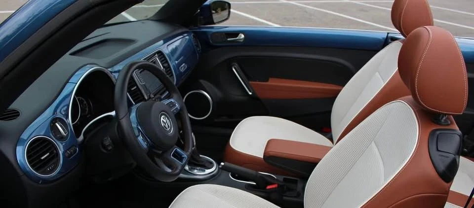 2017 Volkswagen A5 Beetle - Image 8 of 9
