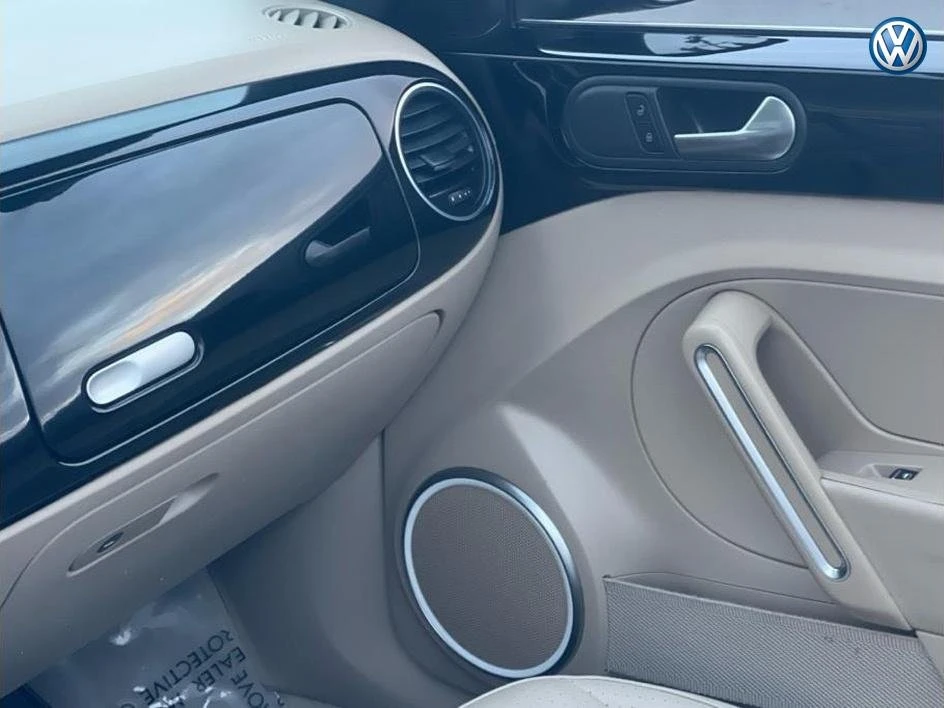 2017 Volkswagen A5 Beetle - Image 17 of 20