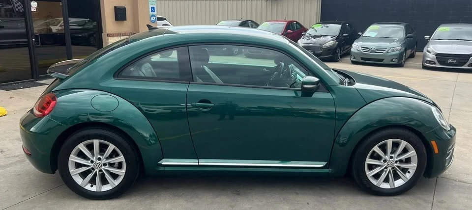 2017 Volkswagen A5 Beetle - Image 12 of 20