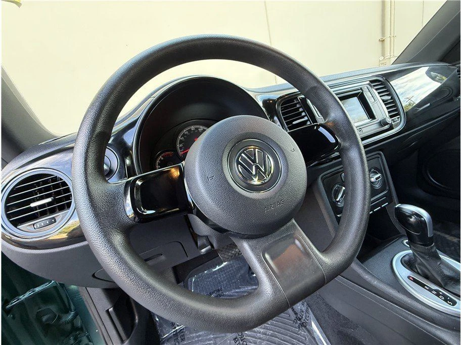 2017 Volkswagen A5 Beetle - Image 8 of 20