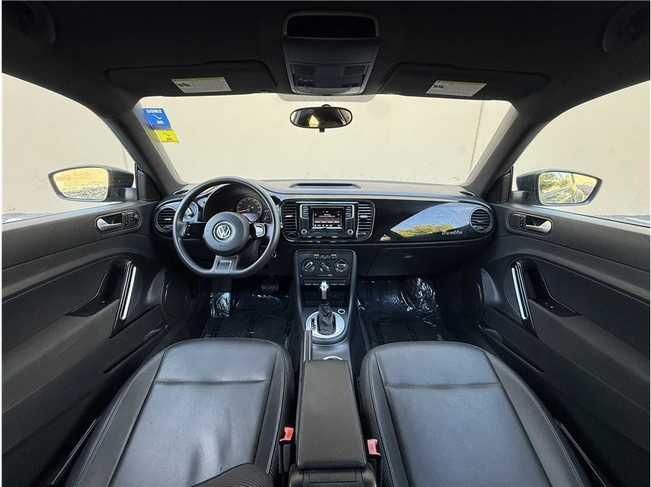 2017 Volkswagen A5 Beetle - Image 17 of 20