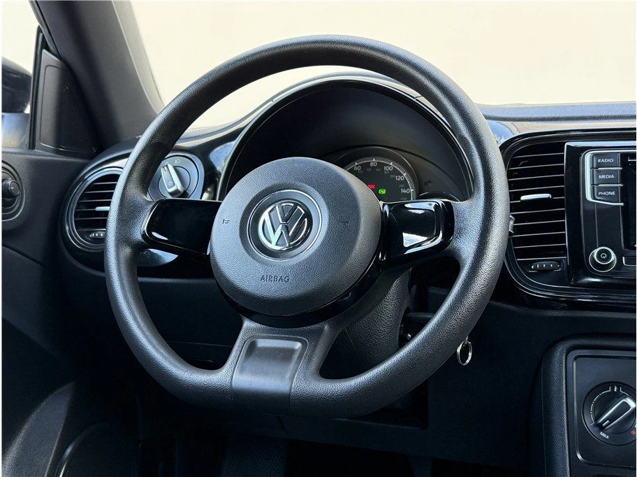 2017 Volkswagen A5 Beetle - Image 9 of 20