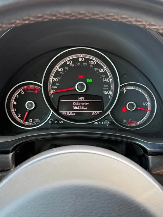 2017 Volkswagen A5 Beetle - Image 4 of 7