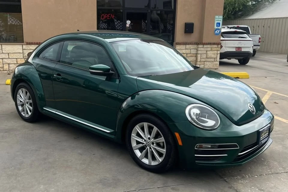 2017 Volkswagen A5 Beetle - Image 13 of 20