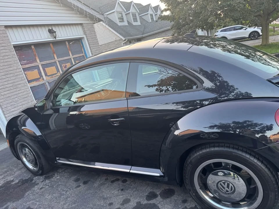 2017 Volkswagen A5 Beetle - Image 2 of 10