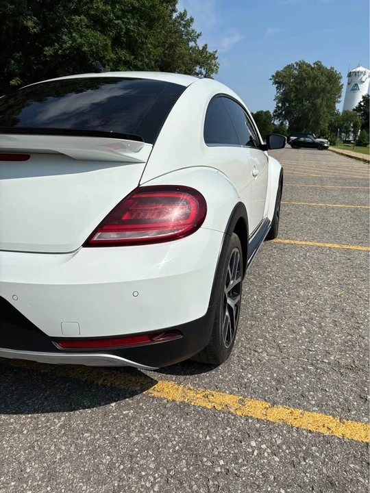 2017 Volkswagen A5 Beetle - Image 8 of 17