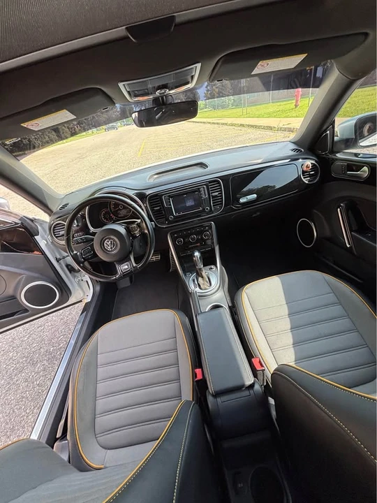 2017 Volkswagen A5 Beetle - Image 13 of 17