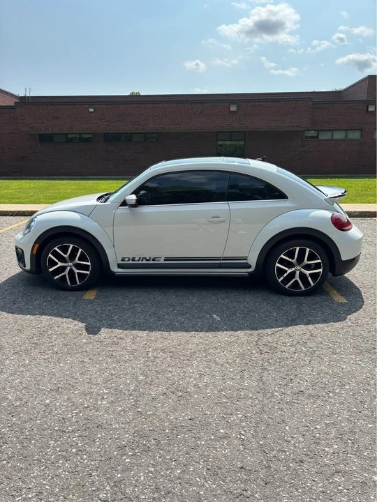 2017 Volkswagen A5 Beetle - Image 6 of 17