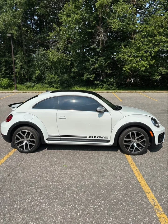 2017 Volkswagen A5 Beetle - Image 2 of 17