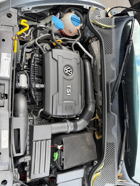 2017 Volkswagen A5 Beetle - Image 6 of 7