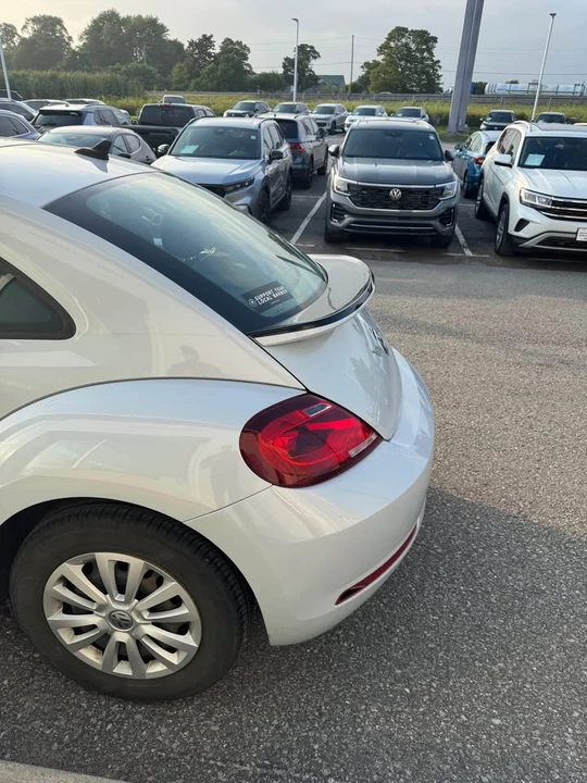 2017 Volkswagen A5 Beetle - Image 9 of 9