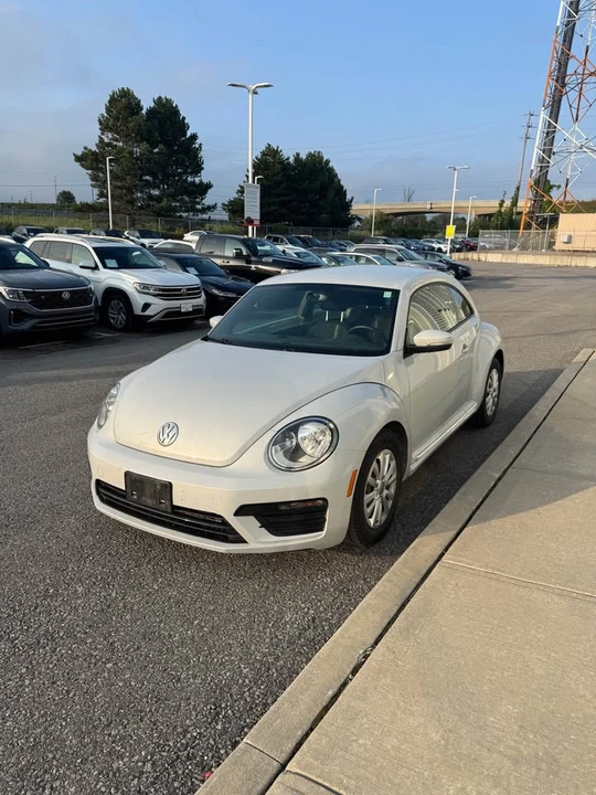 2017 Volkswagen A5 Beetle - Image 4 of 9