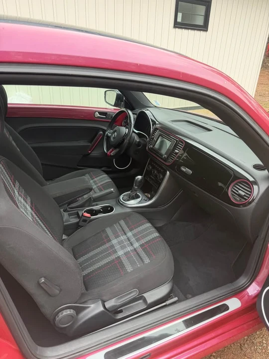 2017 Volkswagen A5 Beetle - Image 7 of 12