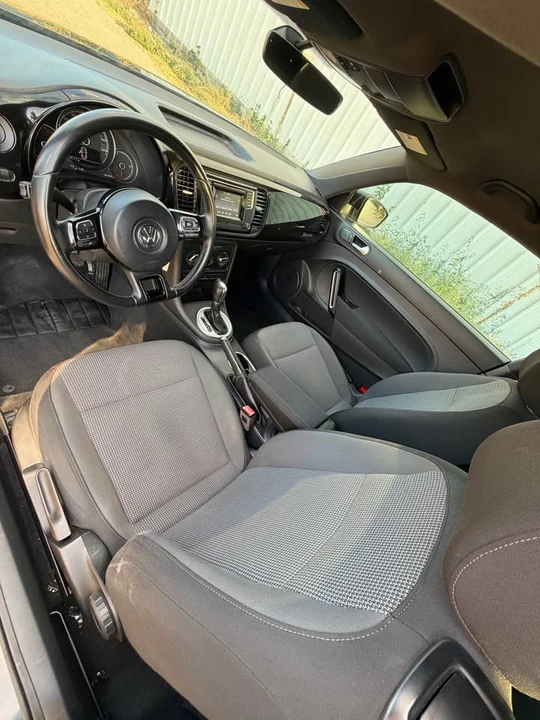 2017 Volkswagen A5 Beetle - Image 3 of 16