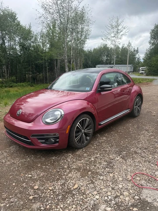 2017 Volkswagen A5 Beetle - Image 2 of 12