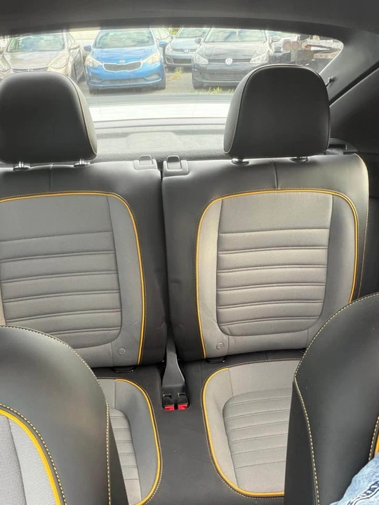 2017 Volkswagen A5 Beetle - Image 9 of 18