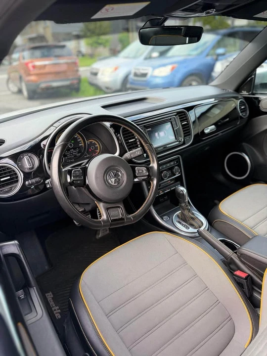 2017 Volkswagen A5 Beetle - Image 3 of 18