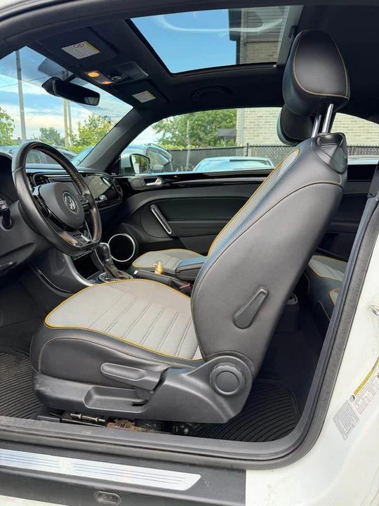 2017 Volkswagen A5 Beetle - Image 16 of 18