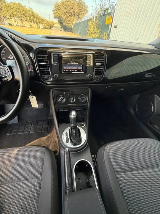 2017 Volkswagen A5 Beetle - Image 14 of 16