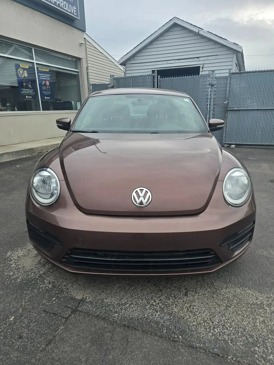 2017 Volkswagen A5 Beetle - Image 2 of 9
