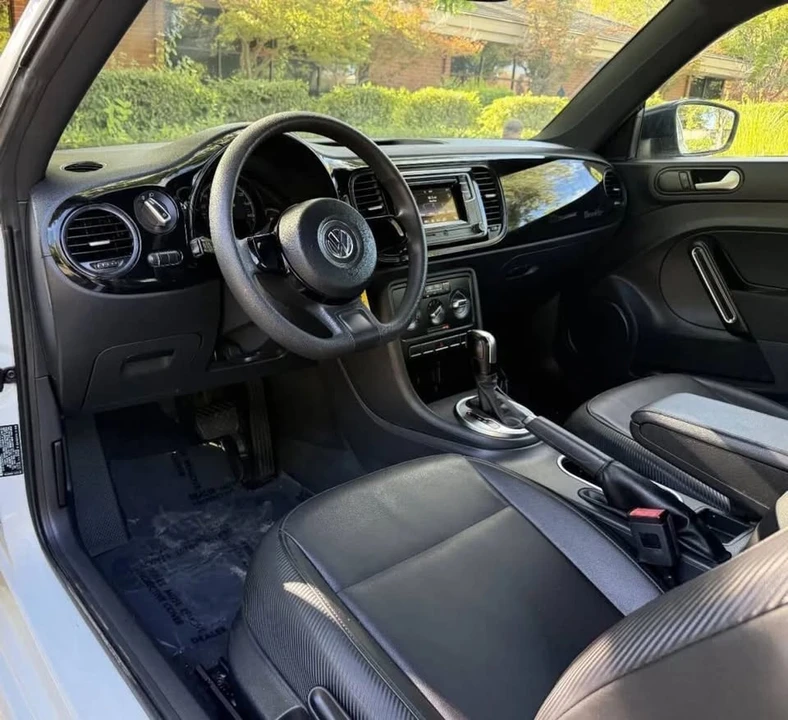 2017 Volkswagen A5 Beetle - Image 11 of 13