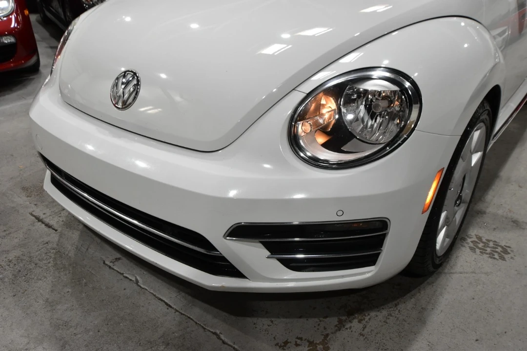2017 Volkswagen A5 Beetle - Image 6 of 12