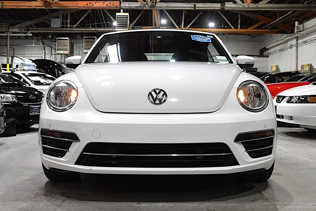2017 Volkswagen A5 Beetle - Image 3 of 12