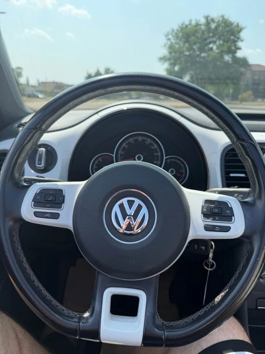 2017 Volkswagen A5 Beetle - Image 14 of 20