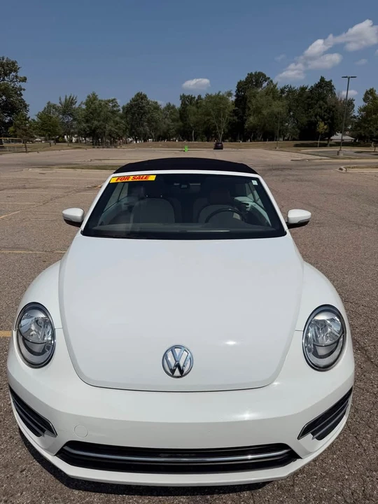 2017 Volkswagen A5 Beetle - Image 17 of 20