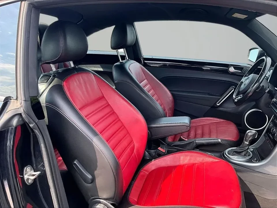 2017 Volkswagen A5 Beetle - Image 2 of 8