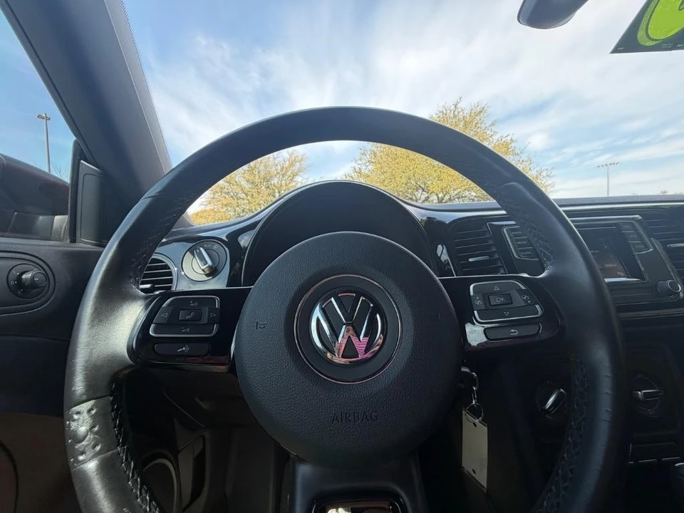 2017 Volkswagen A5 Beetle - Image 8 of 20