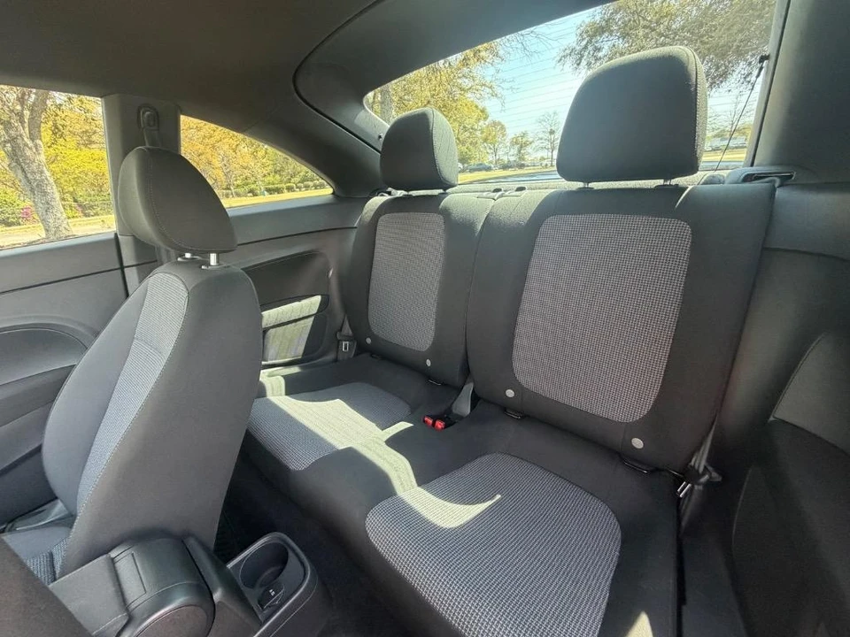 2017 Volkswagen A5 Beetle - Image 7 of 20