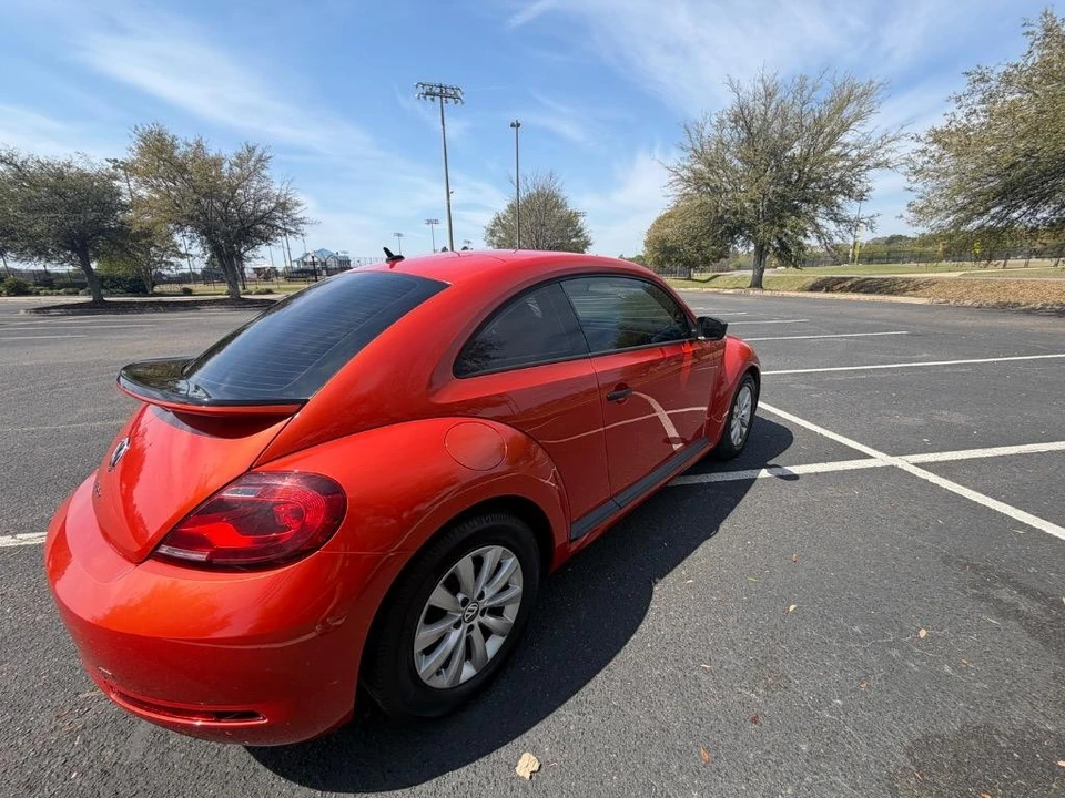 2017 Volkswagen A5 Beetle - Image 18 of 20