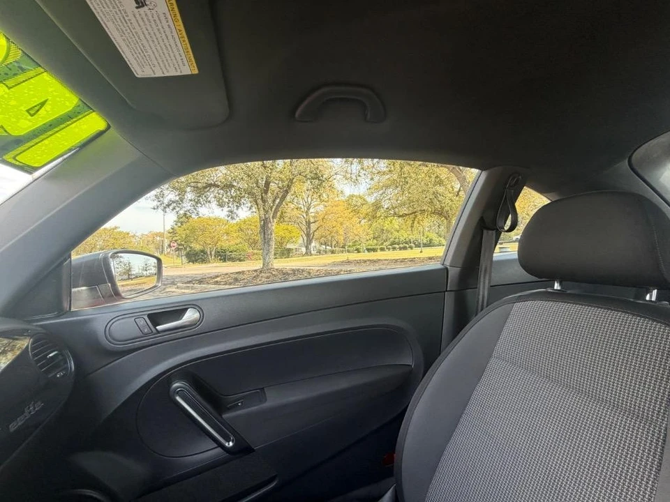 2017 Volkswagen A5 Beetle - Image 13 of 20