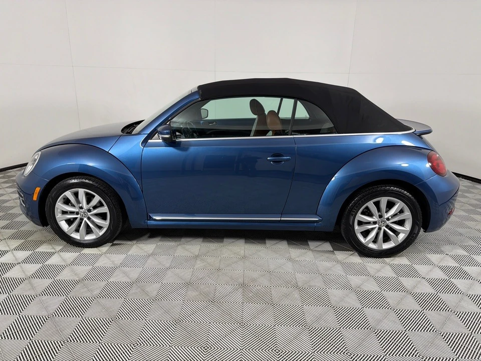 2017 Volkswagen A5 Beetle - Image 17 of 21