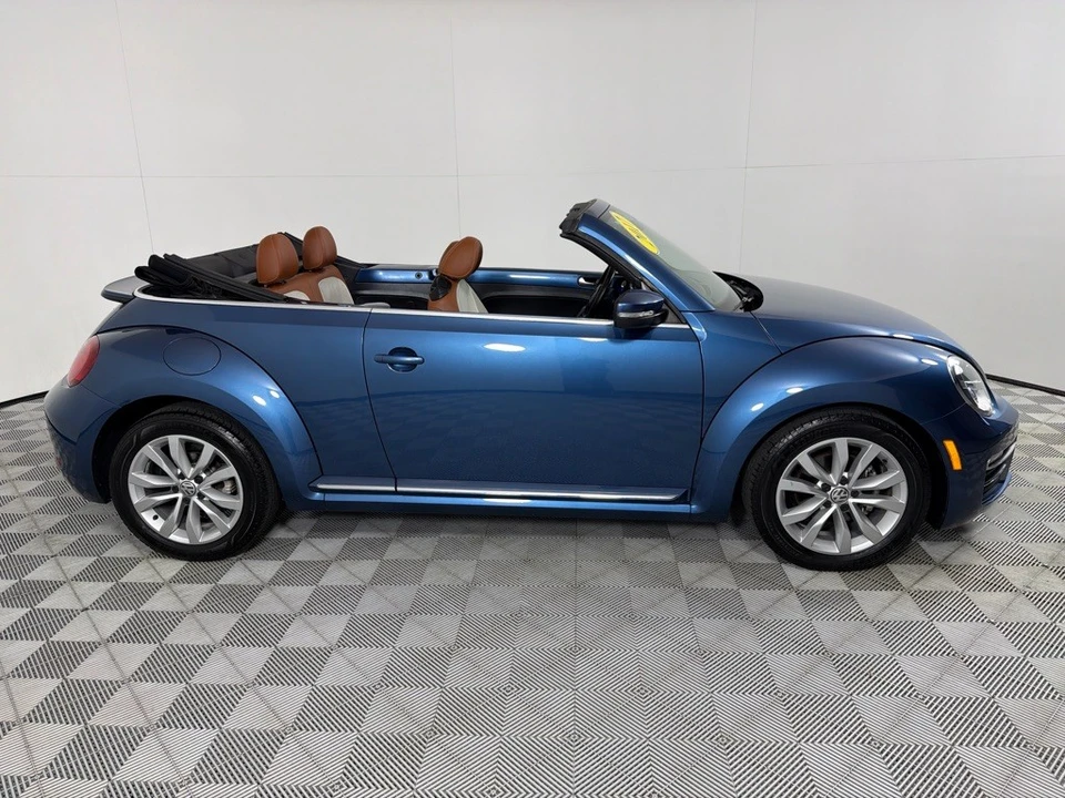 2017 Volkswagen A5 Beetle - Image 4 of 21
