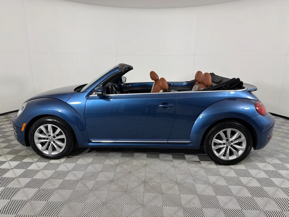 2017 Volkswagen A5 Beetle - Image 8 of 21